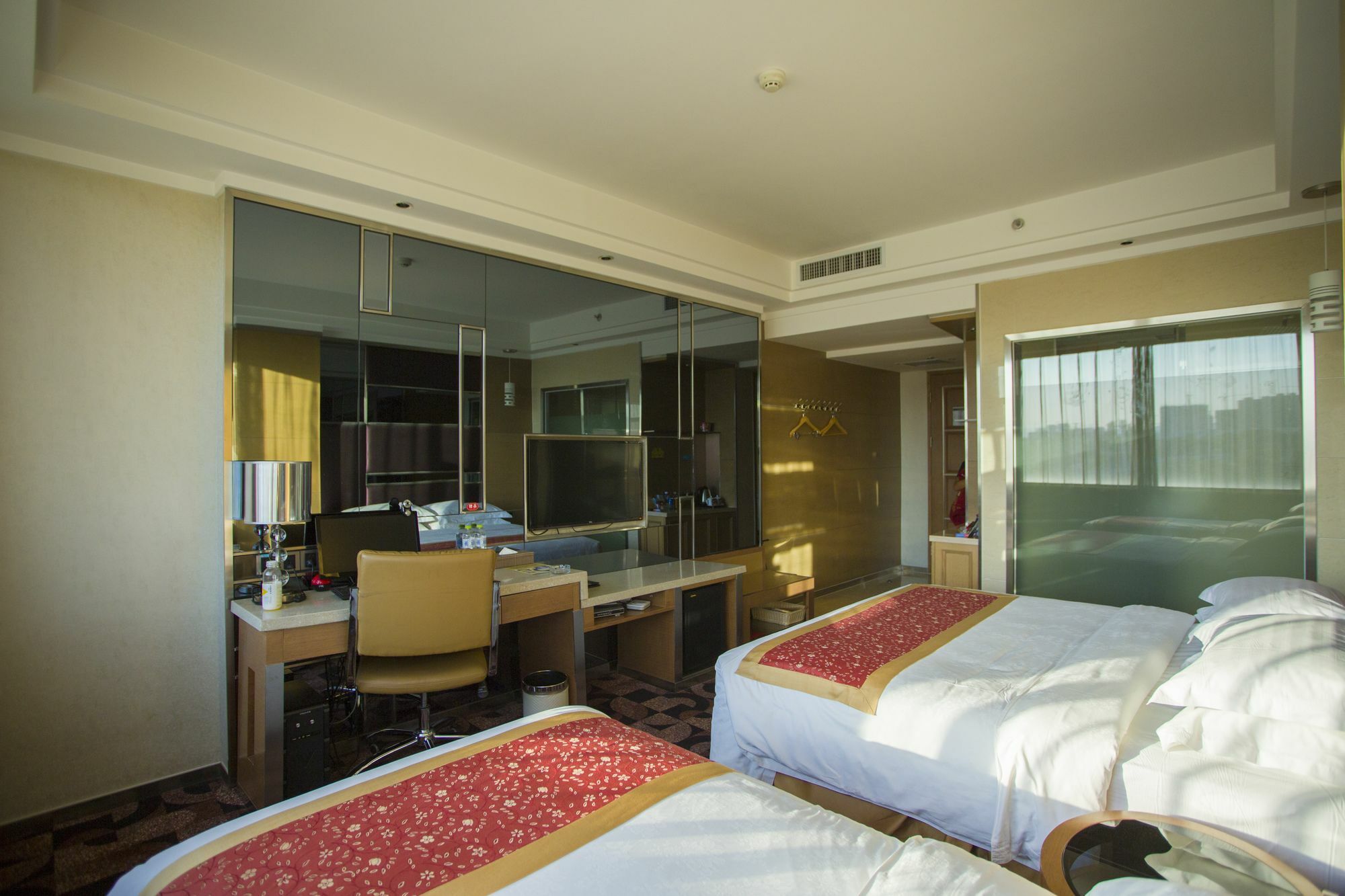 Fuke Jirui Hotel Urumqi Exterior foto